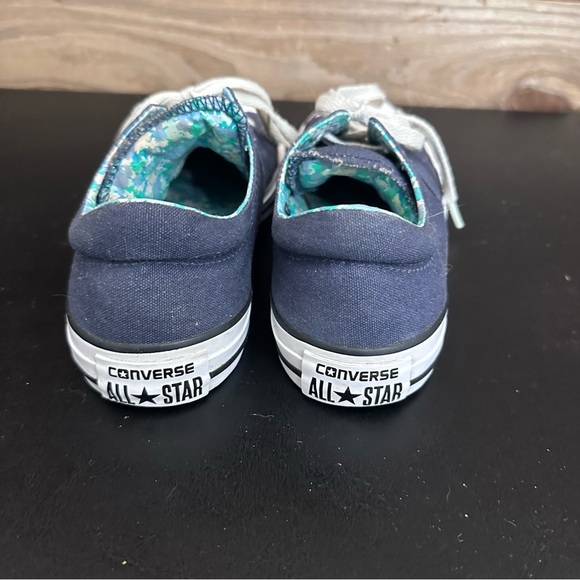 Converse Chuck Taylor All Star Women's 8 Blue Low Top Sneakers Quilted Inside - Picture 3 of 9